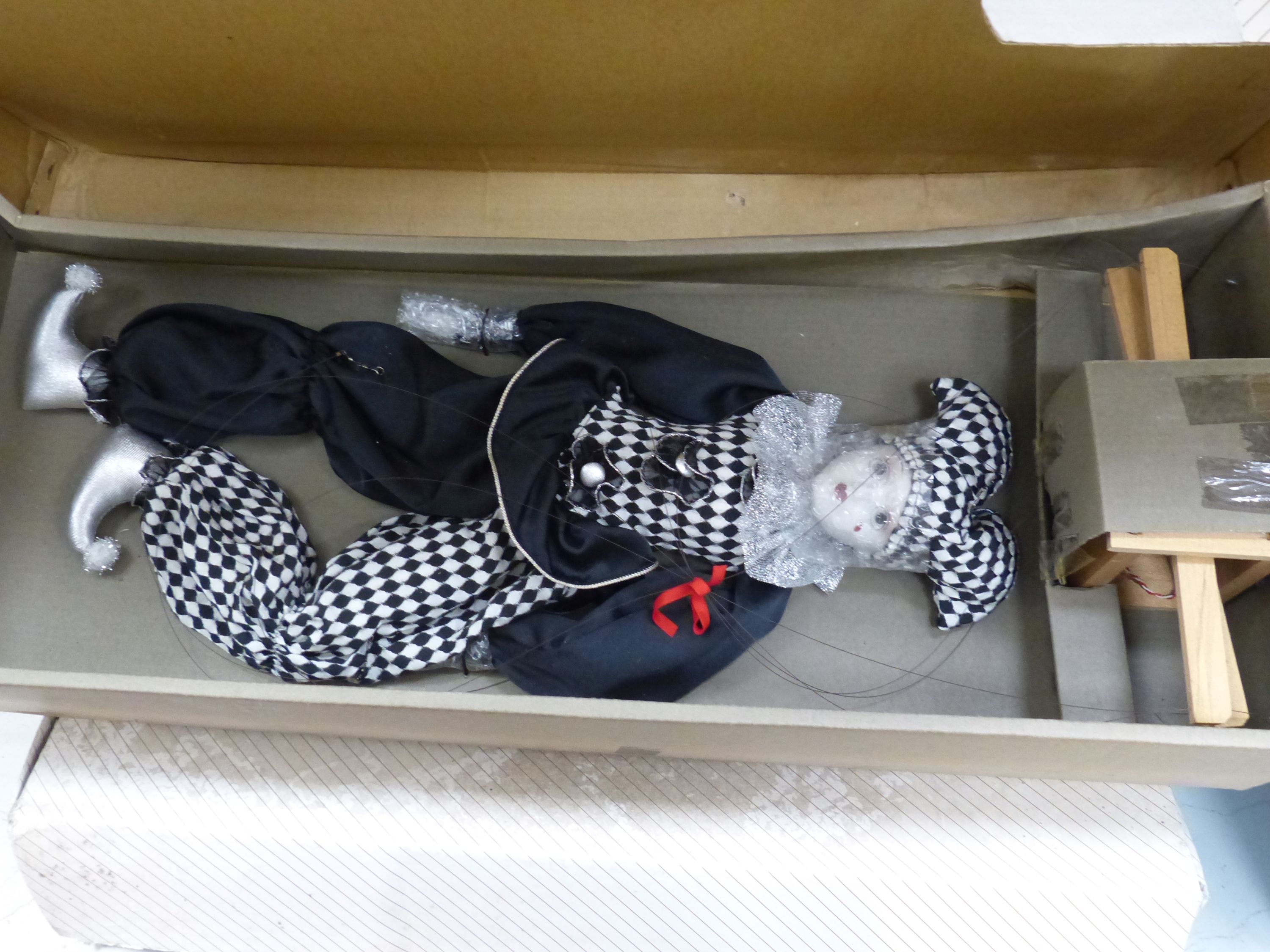 Five various Commedia dall’ Arte marionettes
